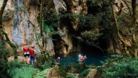 3 hang động đẹp nao lòng lại không khó chinh phục ở Quảng Bình
