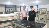 “Kỹ sư làng” sáng chế máy cắt kính bán ngược sang Trung Quốc
