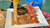 100 món ăn chế biến từ tôm hùm khiến du khách thích mê ở Phú Yên