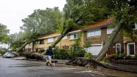 Hà Lan hứng bão mùa hè mạnh nhất lịch sử