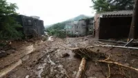Tổng thống Hàn Quốc xin lỗi, họp bàn biện pháp khắc phục mưa lũ