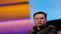 Tỷ phú Elon Musk đáp trả về nghi vấn xe Tesla gây tai nạn vì tính năng tự lái