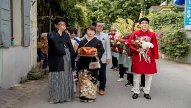 Đám cưới đặc biệt của chú rể Nhật và cô dâu Việt nhận 'mưa tim'